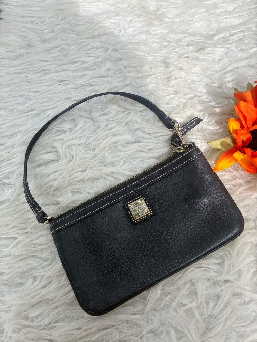 DOONEY & BOURKE Leather Shoulder Bag - Classic Pebbled Design